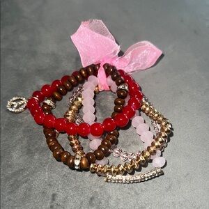 Good Things Come in (Bracelet) Sets